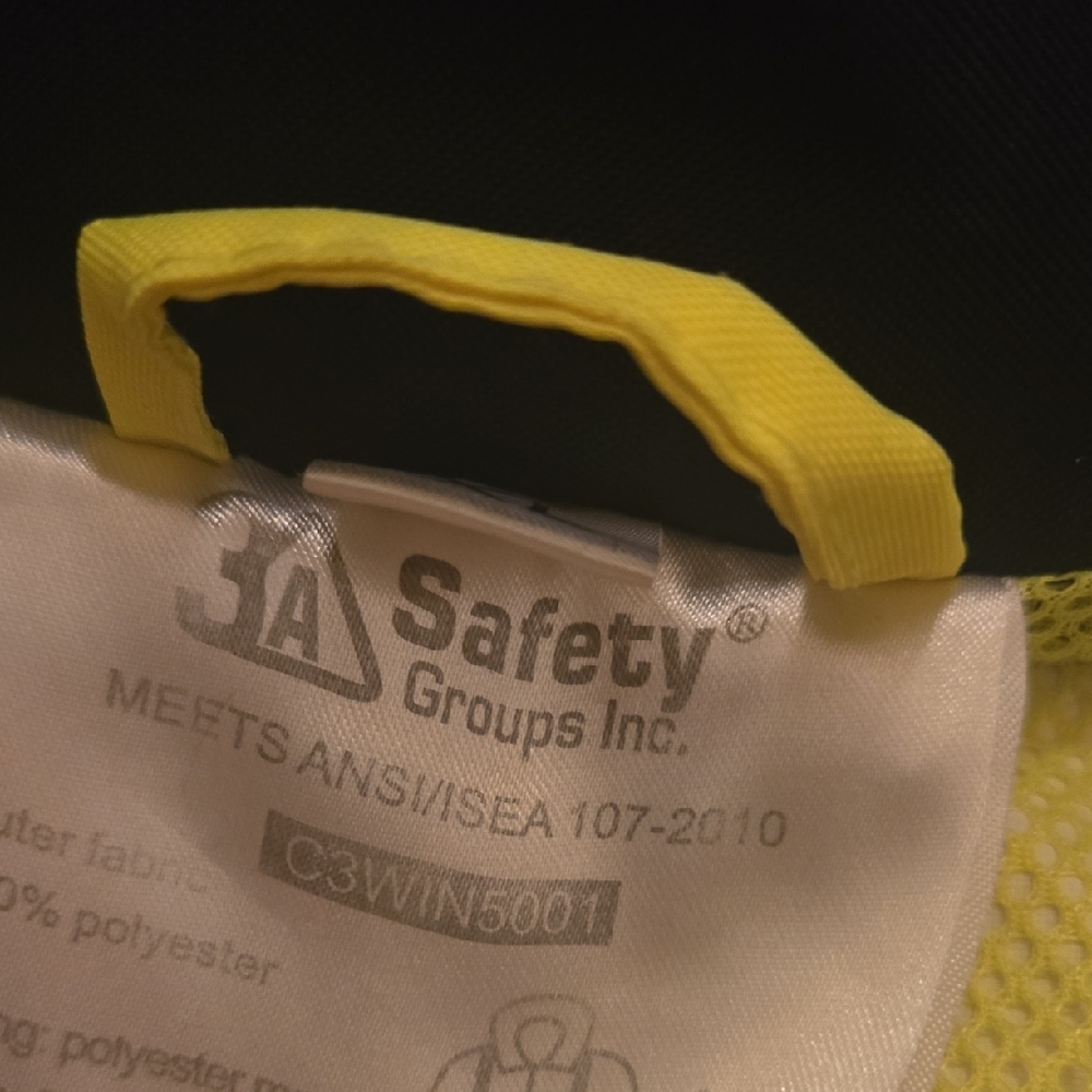 Yellow and Black Performance Jacket - image 5